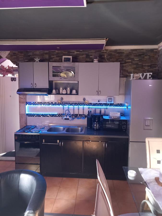 S-Type Apartment In The Center Split Eksteriør billede